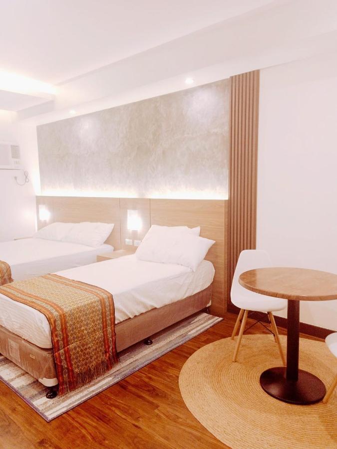 Cozy Suite Studio Type Condo In Matina Enclaves Davao City Esterno foto