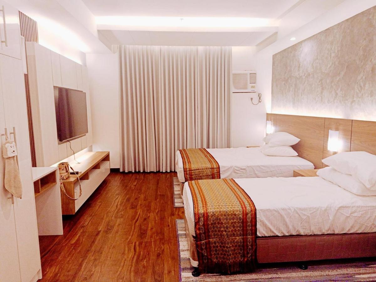 Cozy Suite Studio Type Condo In Matina Enclaves Davao City Esterno foto
